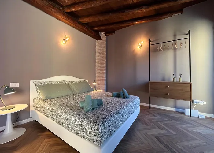 Apartmán Center - 5 Min From Station *